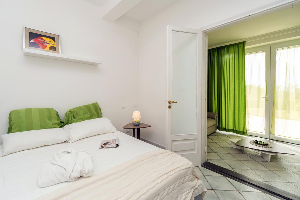 Relais Romildanna Bed and Breakfast Forio di Ischia Δωμάτιο φωτογραφία
